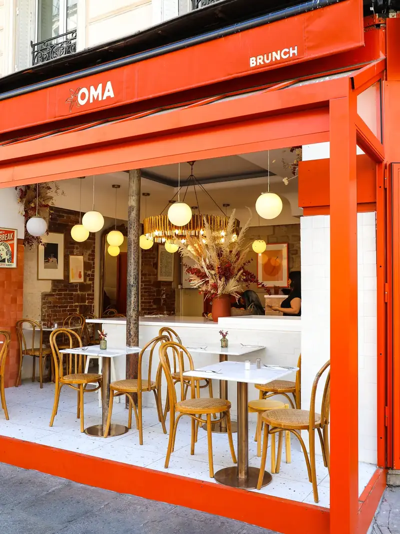 Terrace and veranda of Oma Beaurepaire, halal brunch on rue Beaurepaire near République