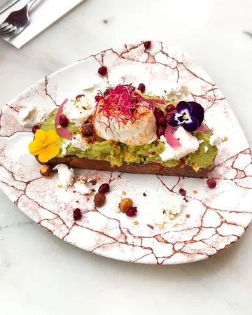 Avocado toast, Oma Beaurepaire