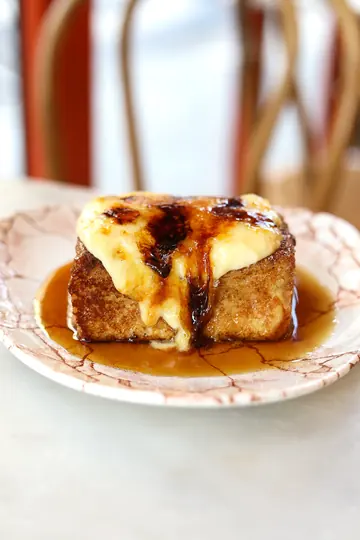 French toast crème brûlée, Oma Beaurepaire
