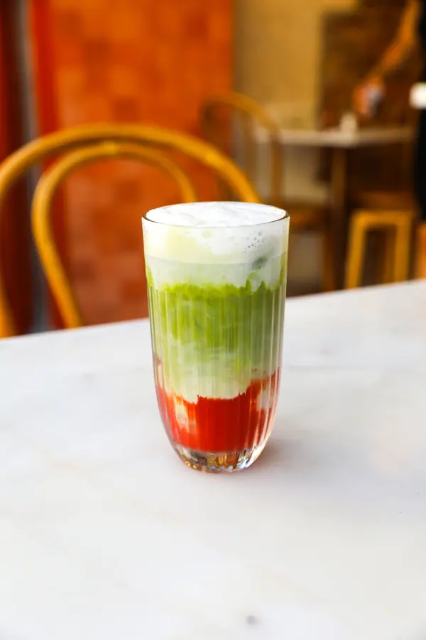 Matcha fraise glacé, coffee shop Paris 10